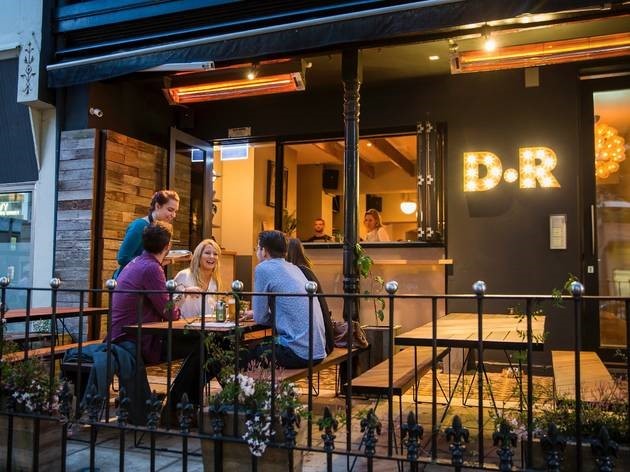 Eating and Drinking Outside this Winter4