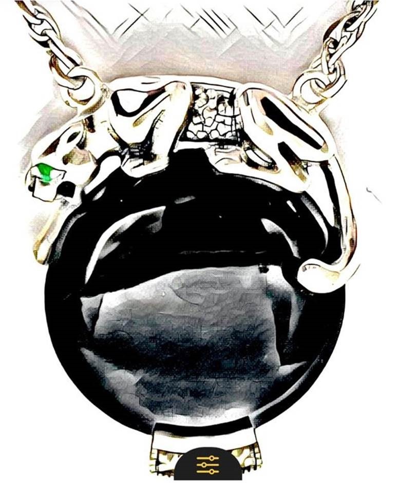 Sketch of necklace design from Ari D Norman.