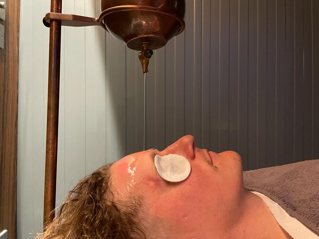 Client receiving treatment.